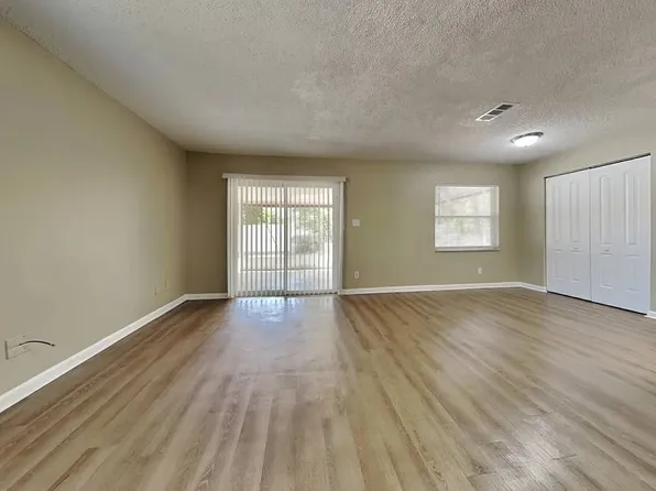 2507 Crowder Ln, Tampa, FL 33629