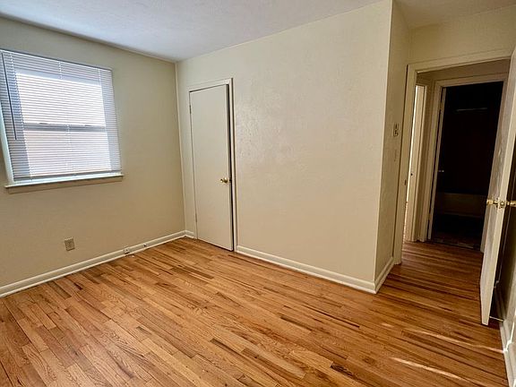 5th image of 1753 Central Ave