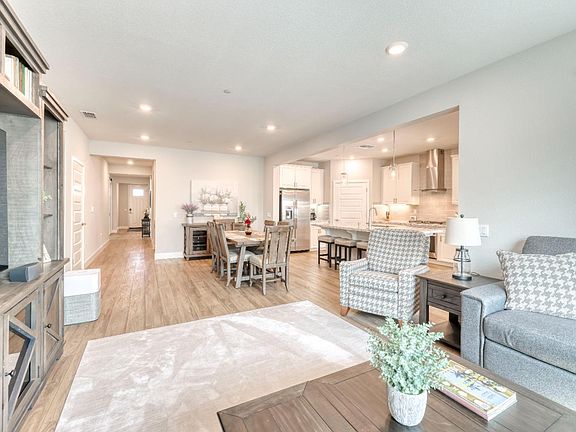 2nd image of 5032 Hemisphere Ln