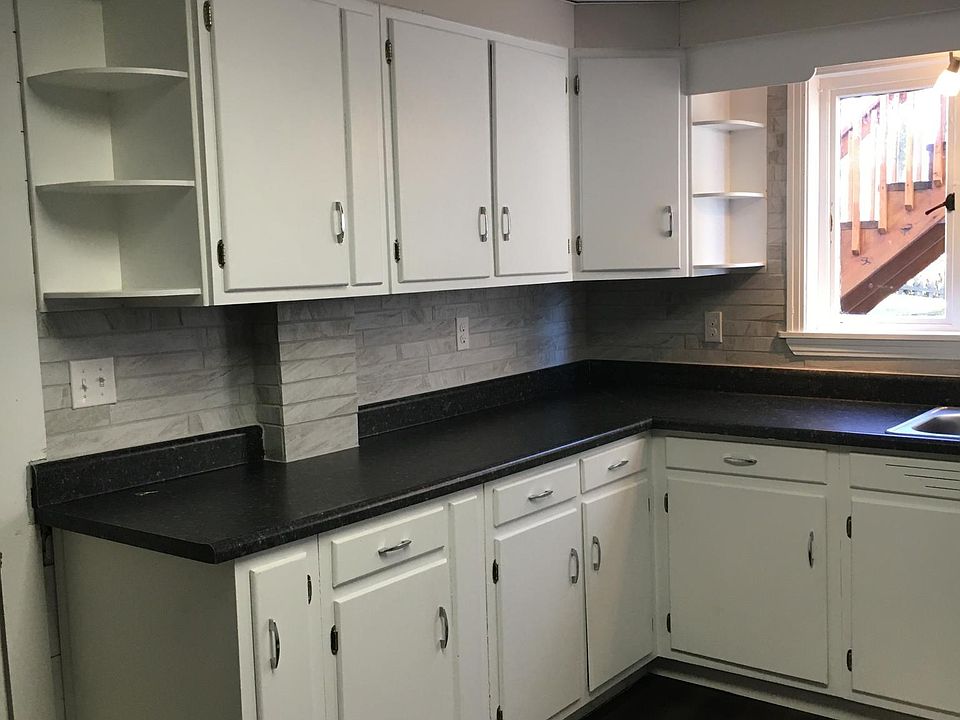 1st image of 605 Gaskill Ave