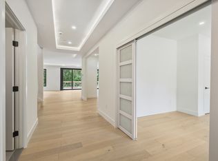 11807 Seven Locks Rd, Rockville, MD 20854