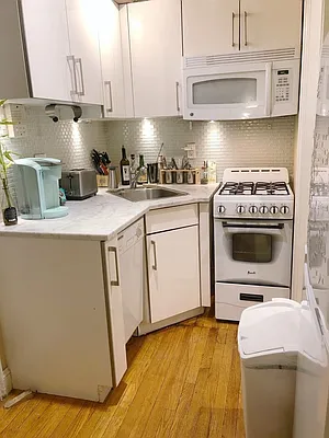 Rented by REAL New York | media 12