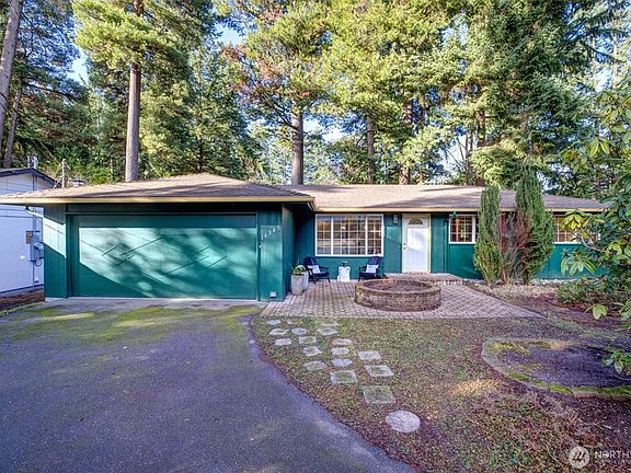 2nd image of 16345 Fremont Place N
