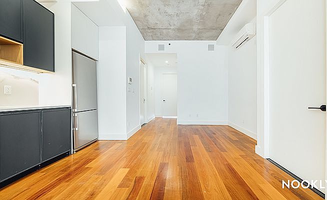 1st image of 215 Green St #3B