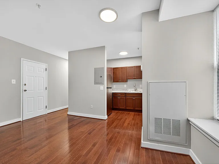 1440 W St NW #106 — Photo 5