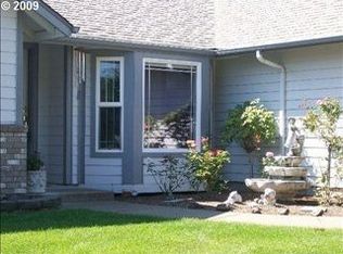 2434 Kalmia St, Eugene, OR 97404