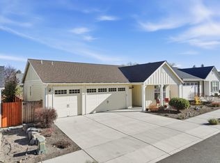 1227 NE Hoover Loop, Bend, OR 97701