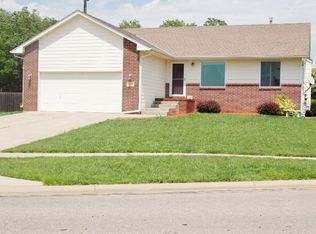 1318 S Hilltop Rd, Derby, KS 67037