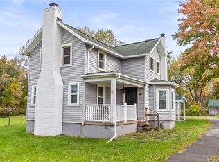 594 Basket Rd, Webster, NY 14580