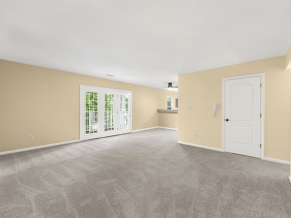 4th image of 1358 Villa Way Unit F