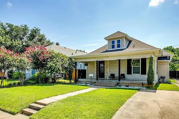2905 S Jennings Ave — Photo 3
