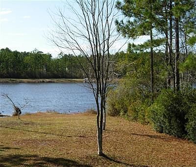 2nd image of 7 N Lake Dr