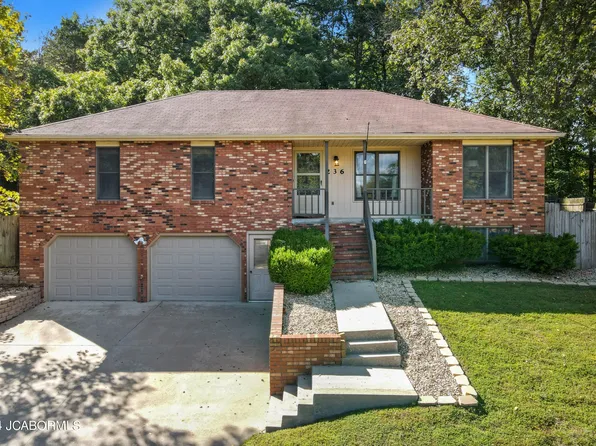 236 Woodridge Dr, Jefferson City, MO 65101
