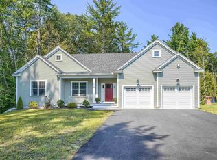 9 Captain Bannon Cir, Merrimack, NH 03054
