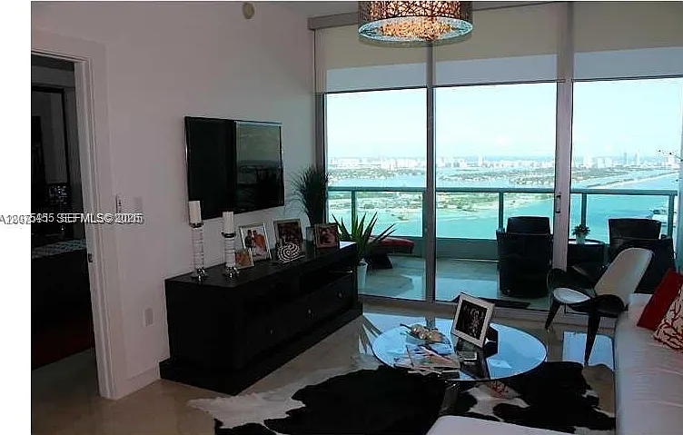 900 Biscayne Bay Condo — Photo 3