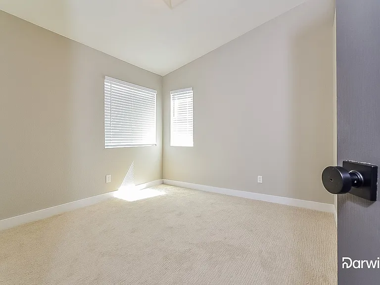 1018 Mosskag Ct — Photo 11