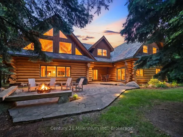 142 Craigleith Rd, The Blue Mountains, ON L9Y 0S3