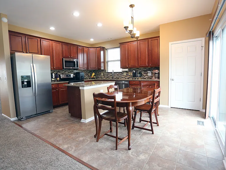 2502 Raven Ridge Dr — Photo 15