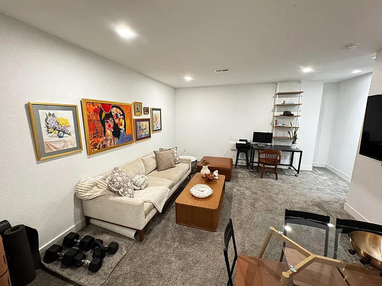 2824 W Parkside Pl — Photo 4