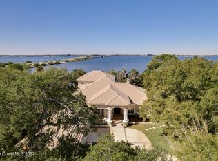 8275 Shoreside Ln, Merritt Island, FL 32952