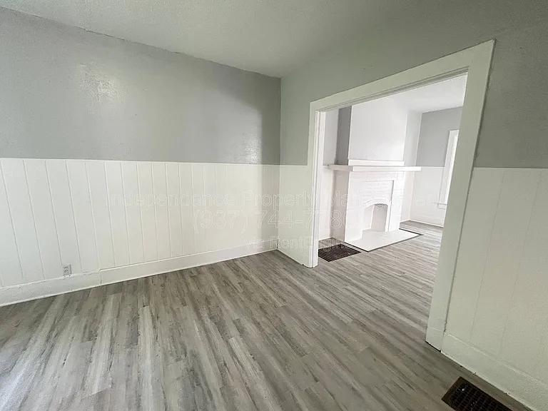 951 Ferndale Ave — Photo 6