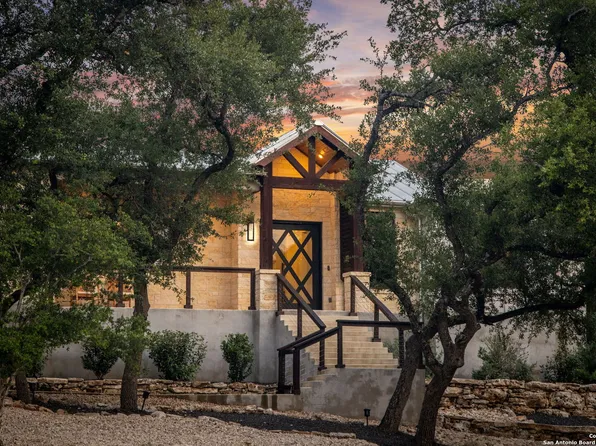 387 CURVATURA, New Braunfels, TX 78132