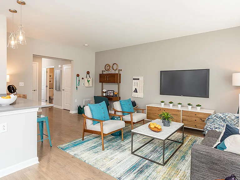 Woodland Acres Townhomes — Photo 4