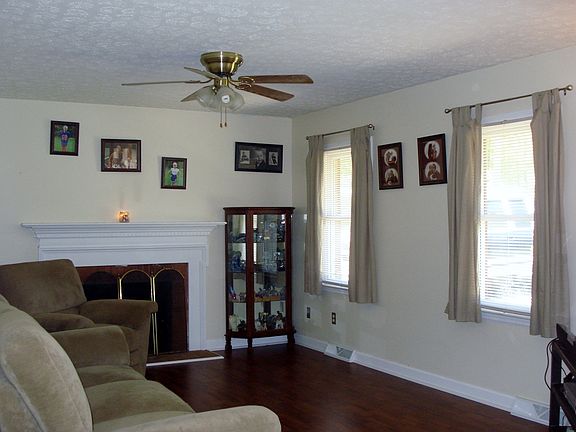 2nd image of 184 Lamont Dr
