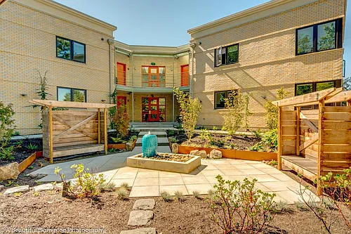 2701 SE Clinton St #1 Photo 1