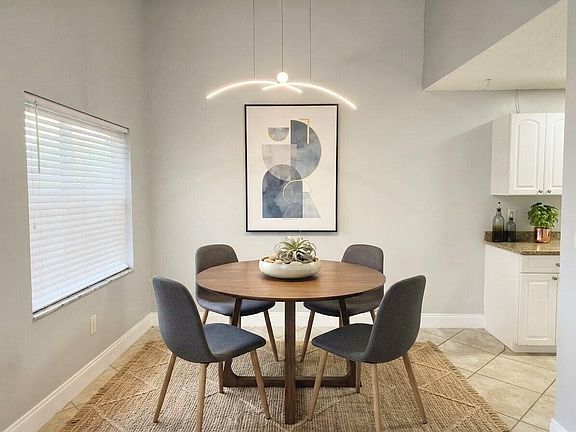 3rd image of 2015 Oleander Blvd APT D