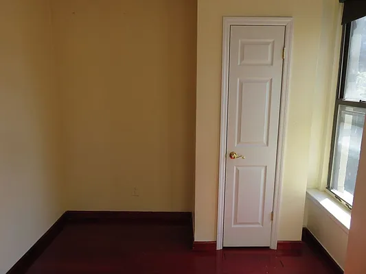 Rented by Majesty Management | media 26