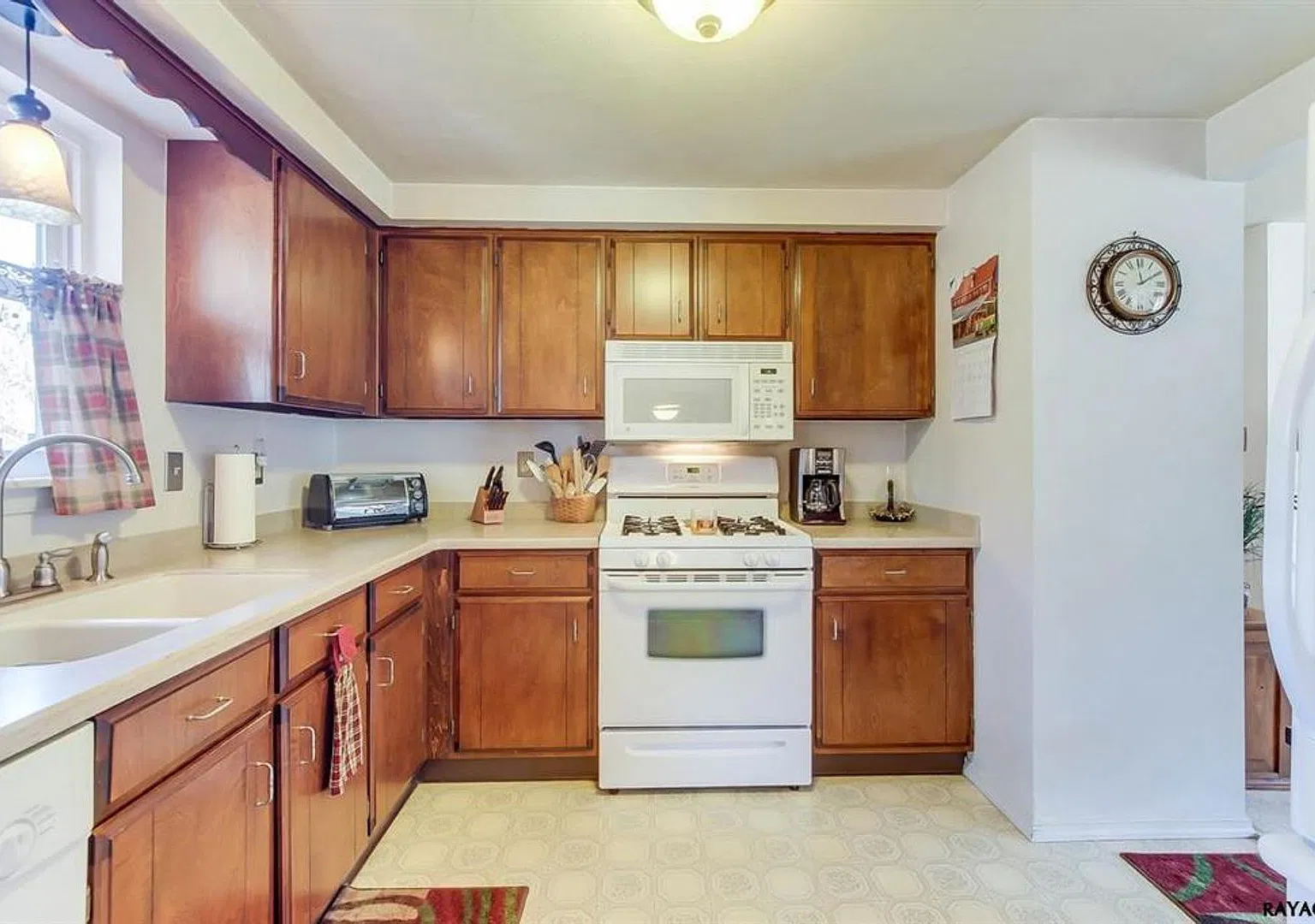 Single Family Home — Photo 4