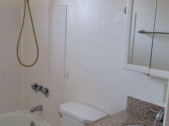 5th image of 420 E Townley Ave APT 3