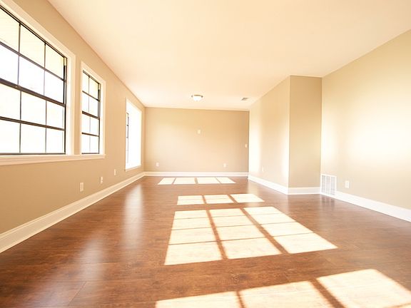 2nd image of 1025 Palos Verde Dr