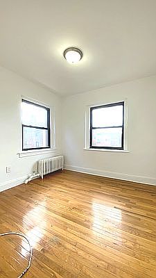 2nd image of 201 Sullivan St #4