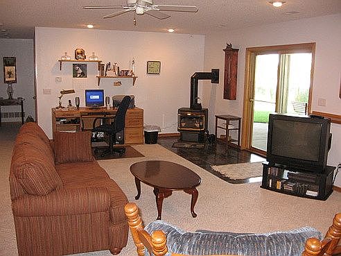 2nd image of 11250 Lake Pointe Dr