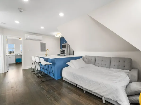 1059 Asbury Ave, Ocean City, NJ