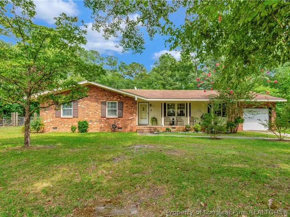 296 Robin Rd, Lumberton, NC 28358