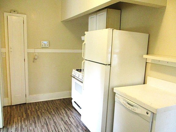 5th image of 1003 Guinda St