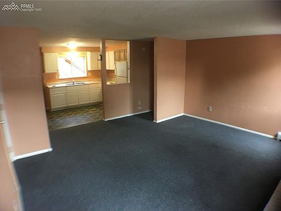 3rd image of 335 Vehr Dr APT 1