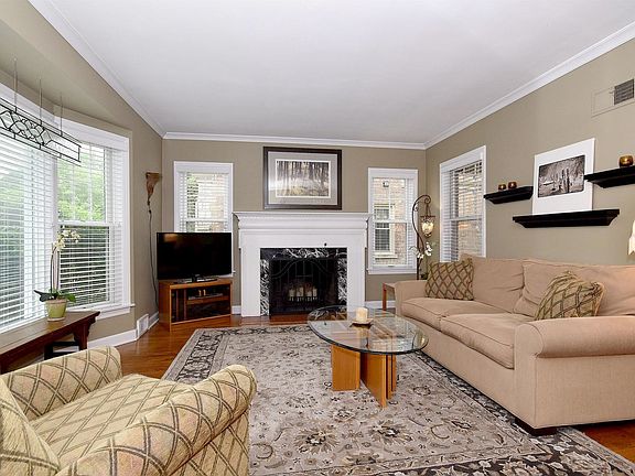 5th image of 1824 N 78th Ct
