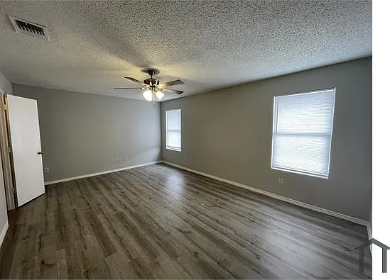 4611 Wedgewood Dr — Photo 16
