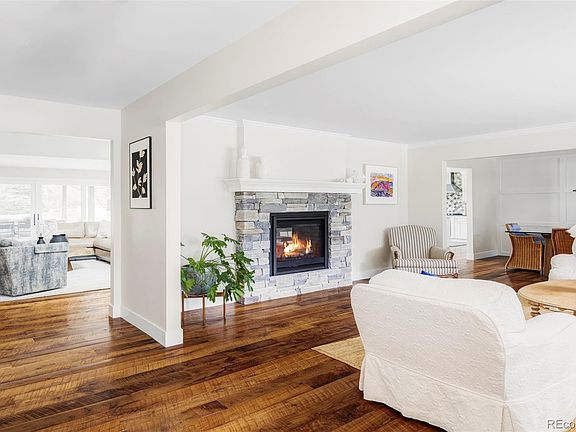 3rd image of 4421 Sumac Lane