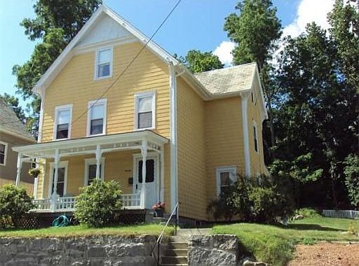 1st image of 20 William St