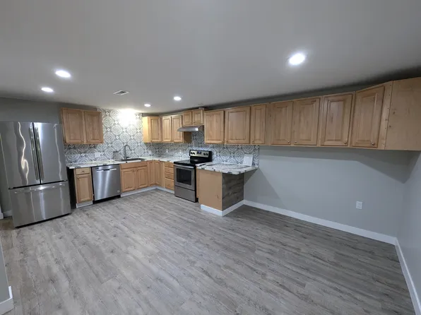 11000 132nd Ave NE Unit A, Redmond, WA 98052