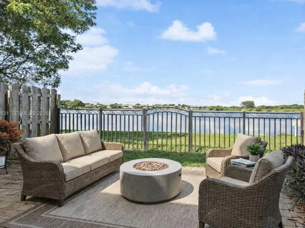 22424 SW 89th Path, Cutler Bay, FL 33190