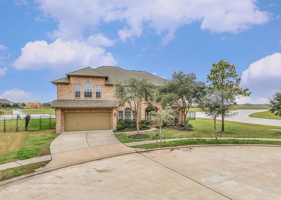 1st image of 8402 Triston Hill Ct
