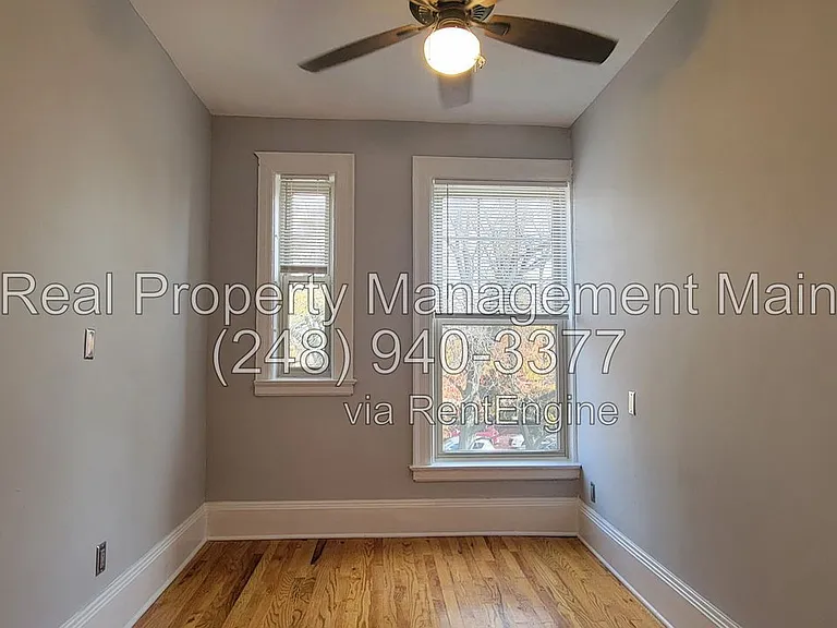 715 Parker St #5 — Photo 7