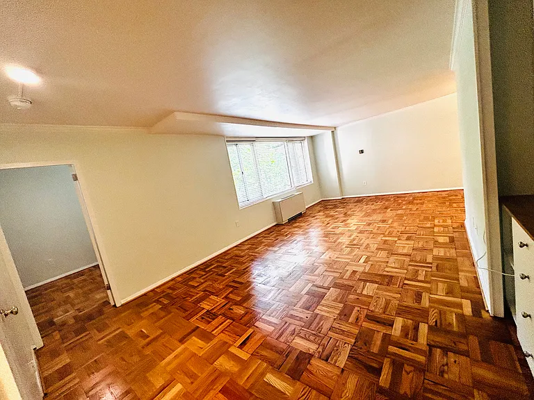 4000 Tunlaw Rd NW #312 — Photo 3