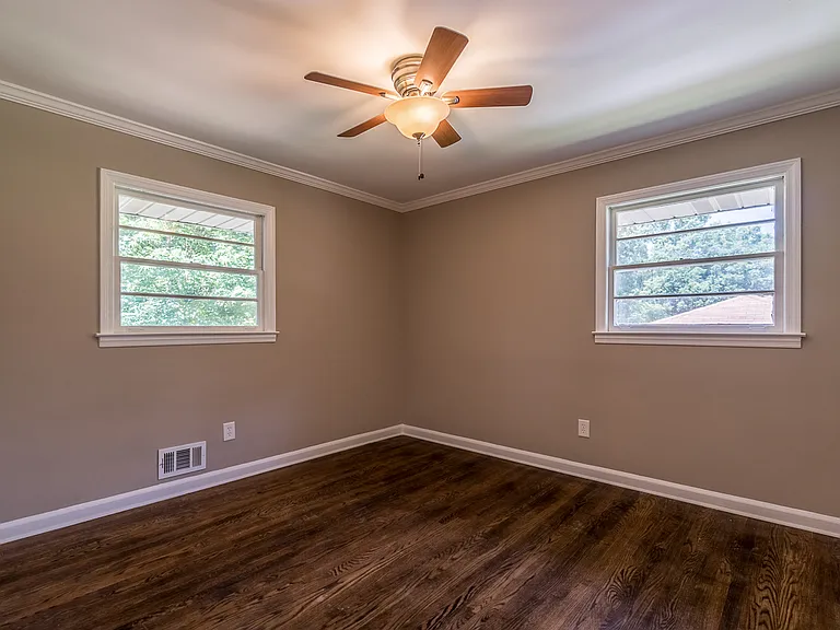 3149 Gay Dr — Photo 27